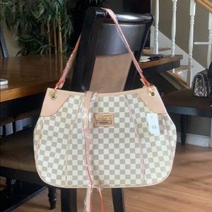 NWT unbranded checker shoulder/crossbody bag!!!